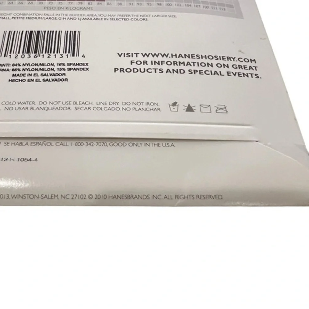 Hanes‎ Silk Reflections Pantyhose Control Top Sheer Toe Style 717 EF Jet Black